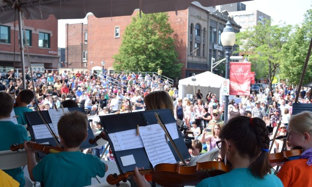 La musique orchestrale descend dans la rue pour le premier Pops NB 